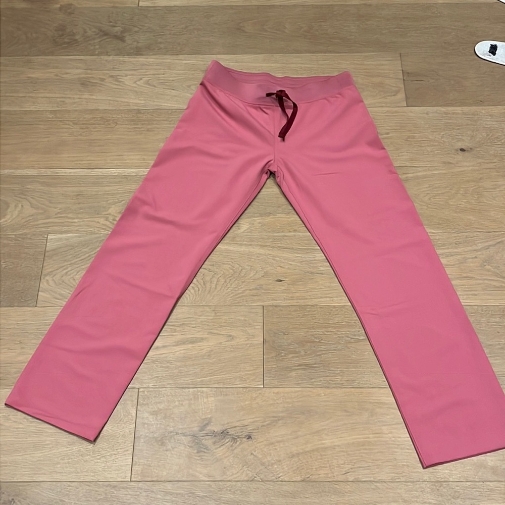 figs mauve colored scrub pants